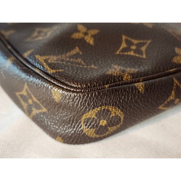 Louis Vuitton Monogram Pochette Accessoires SD0620 Brown Canvas Shoulder Bag - Picture 6 of 15